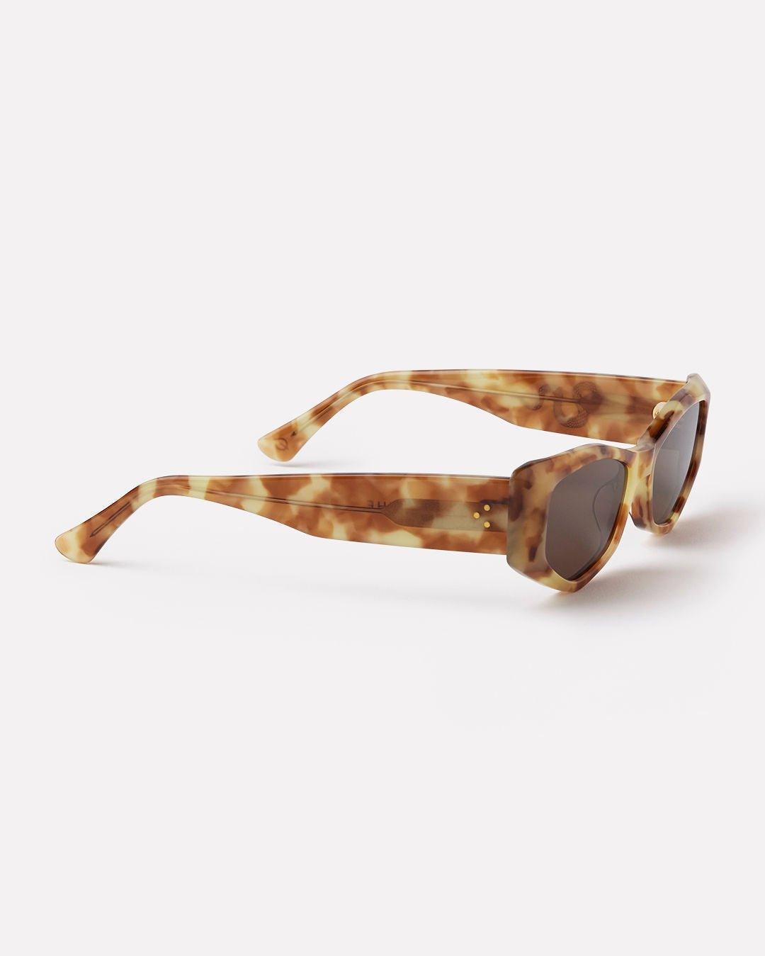 Guilty - Hazel Tortoise / Bronze - EPOKHE EYEWEAR Sunglasses #